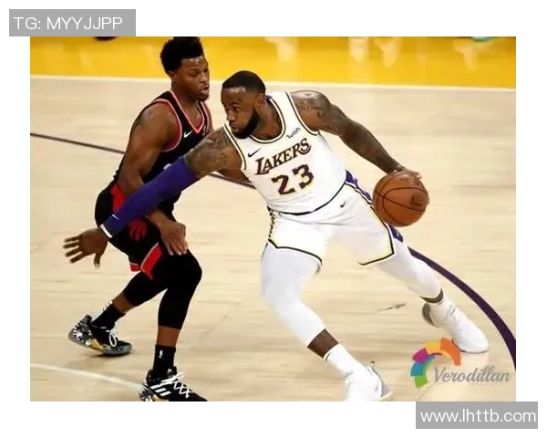 成都篮球队配合策略深度对比分析与战术启示