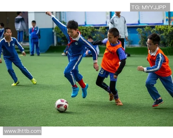 深圳足球队运营策略深度分析与发展前景展望 深圳足球队运营策略深度分析与发展前景展望